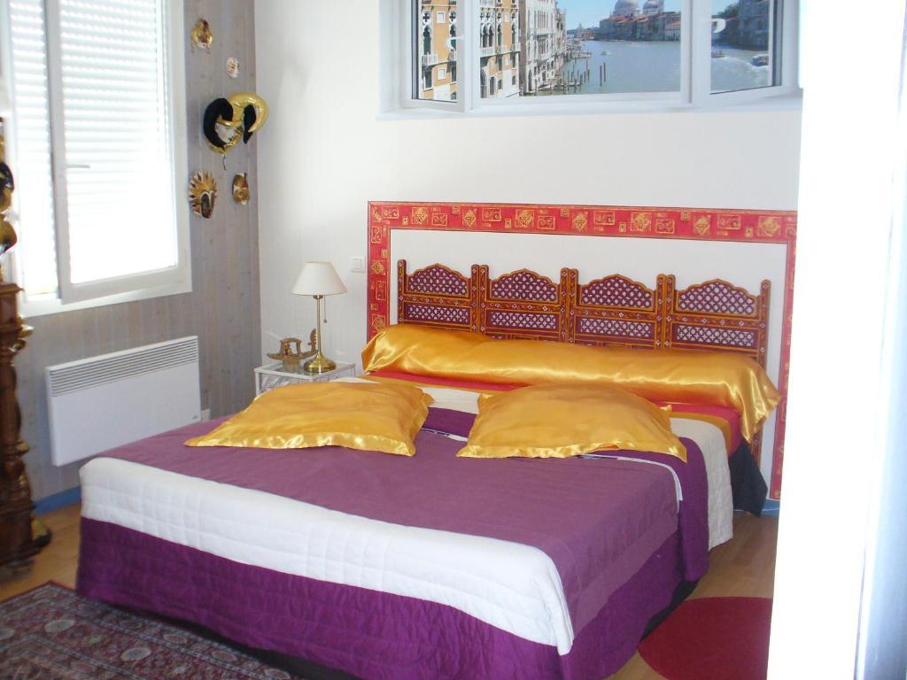 Chambre D'Hotes Dyrslot Bed and Breakfast Saint-Denis-de-Pile Kamer foto